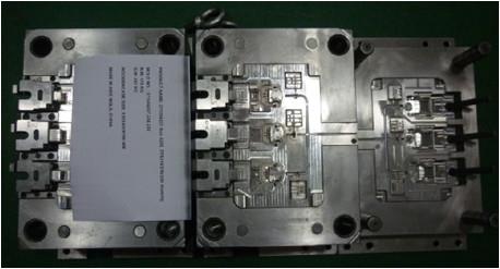 Cao độ chính xác cao lắp khuôn nhựa